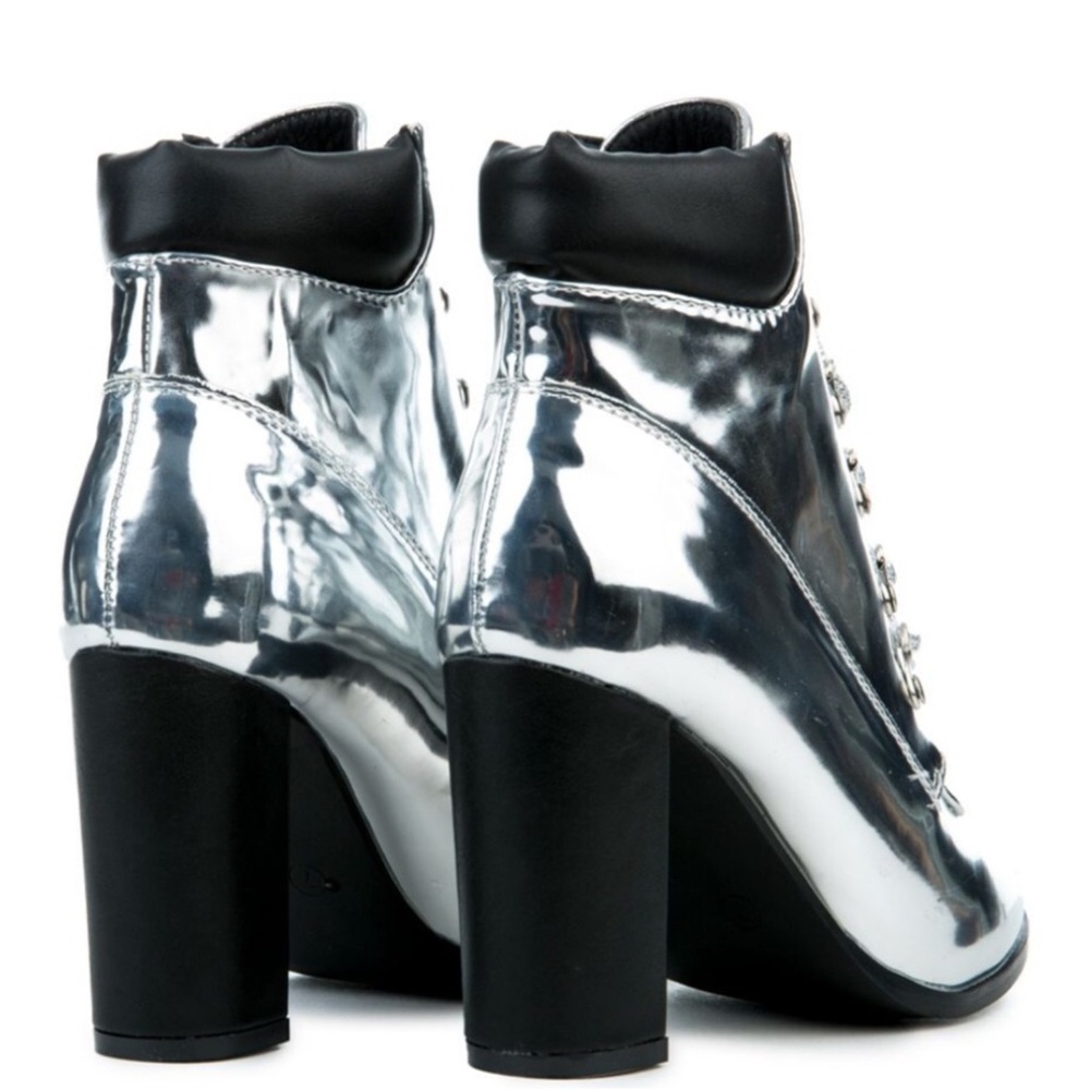 Metallic Patent Leather Chrome Silver lace up chunky high heel ankle boots Y2K - Picture 2 of 15